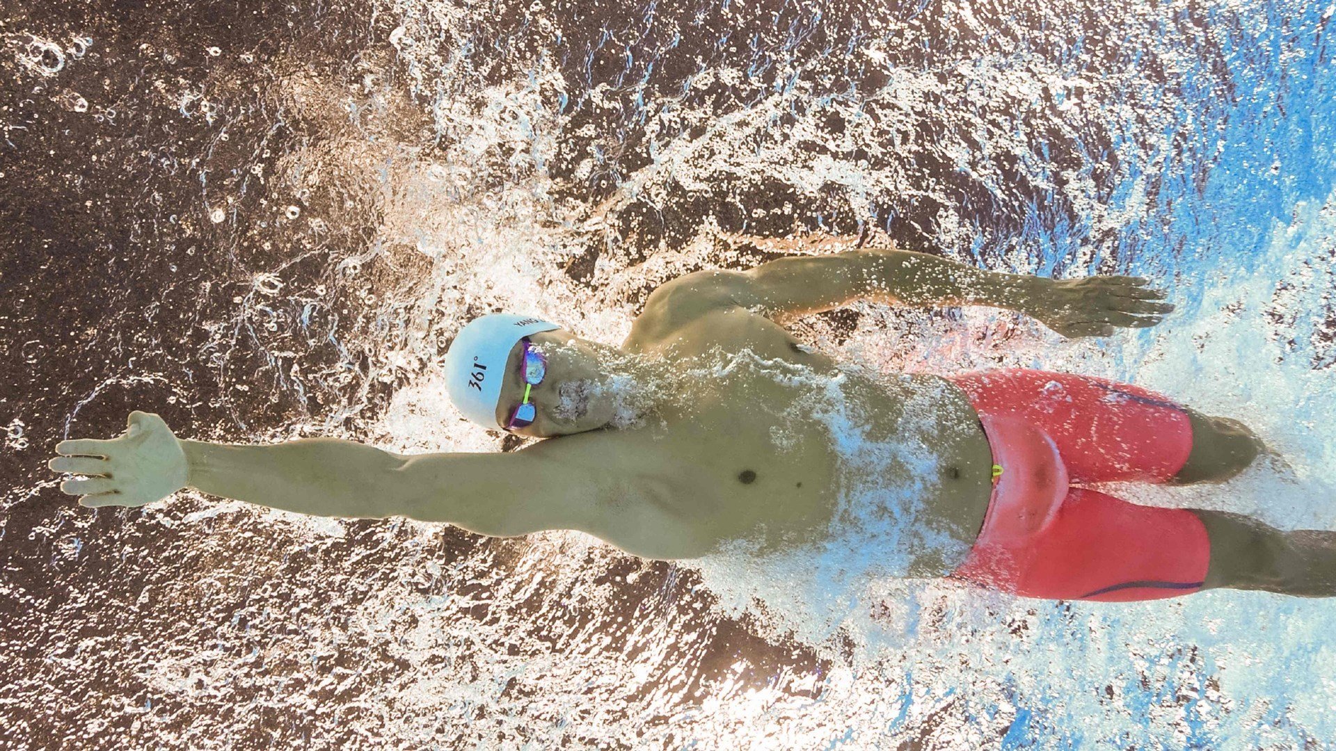 卡西尔·鲁索与麦迪逊·基尼跳板配合无懈可击，卡鲁索nba