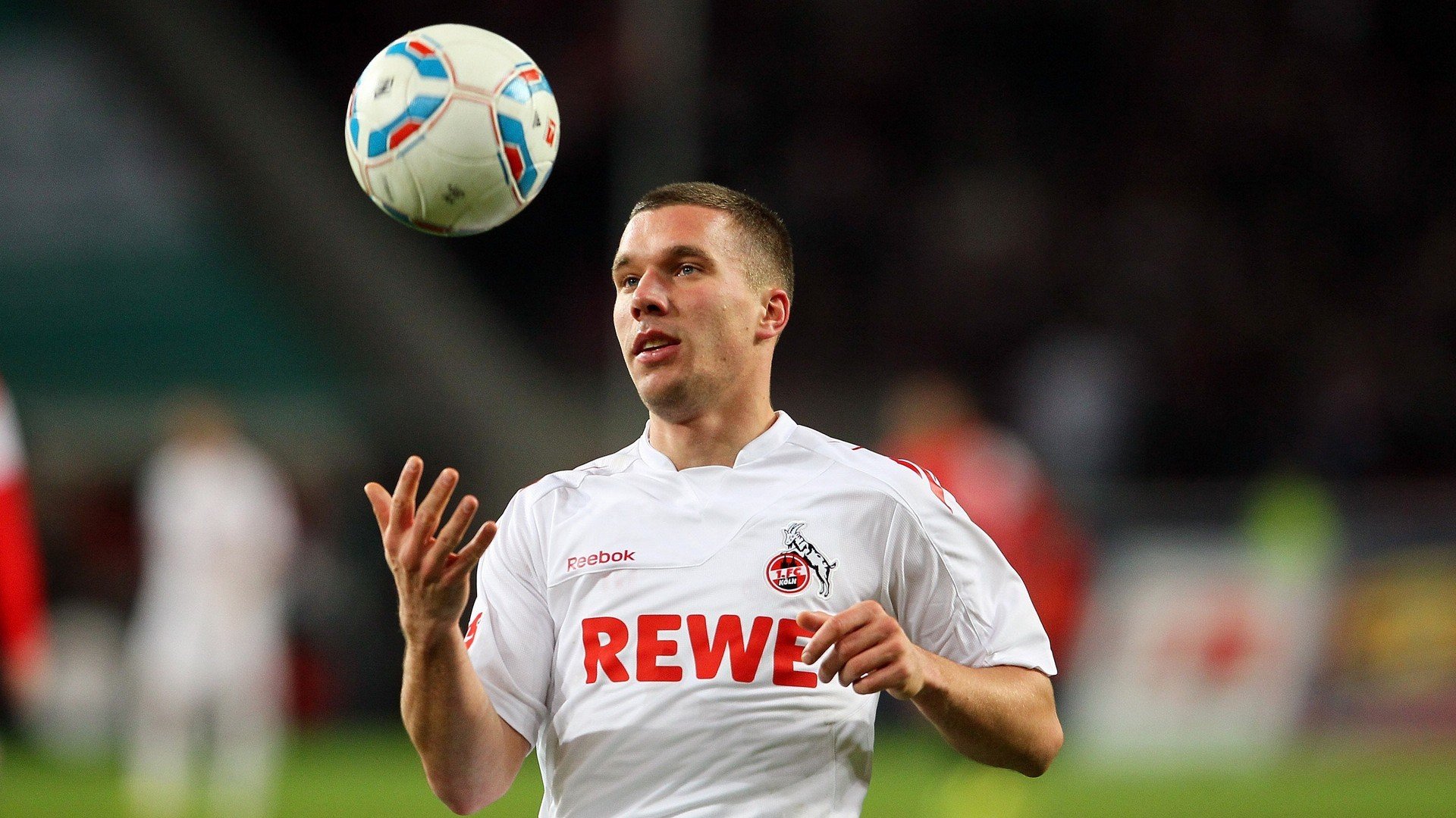 米切尔表示保持节奏是球队最大挑战，米切尔动作